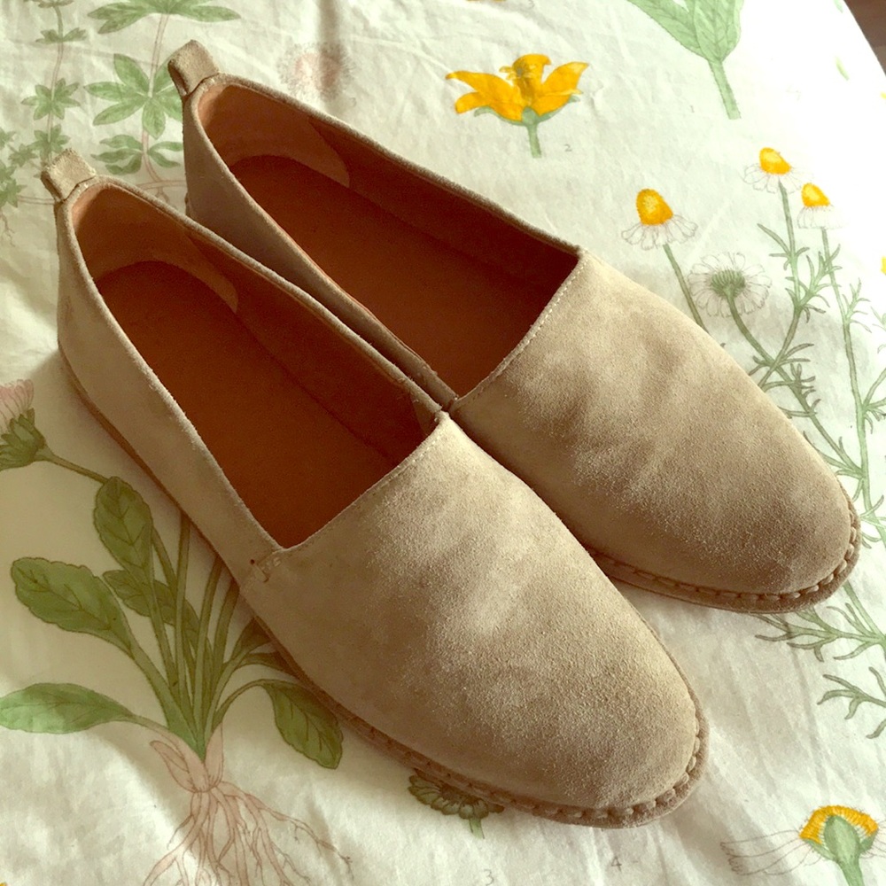 Frye Helena Suede Flats Size 9 Ash Grey